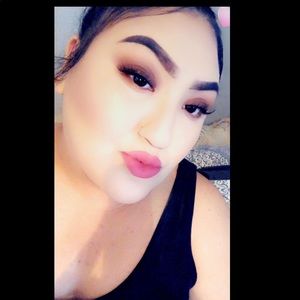 Meet your Posher, Aidee